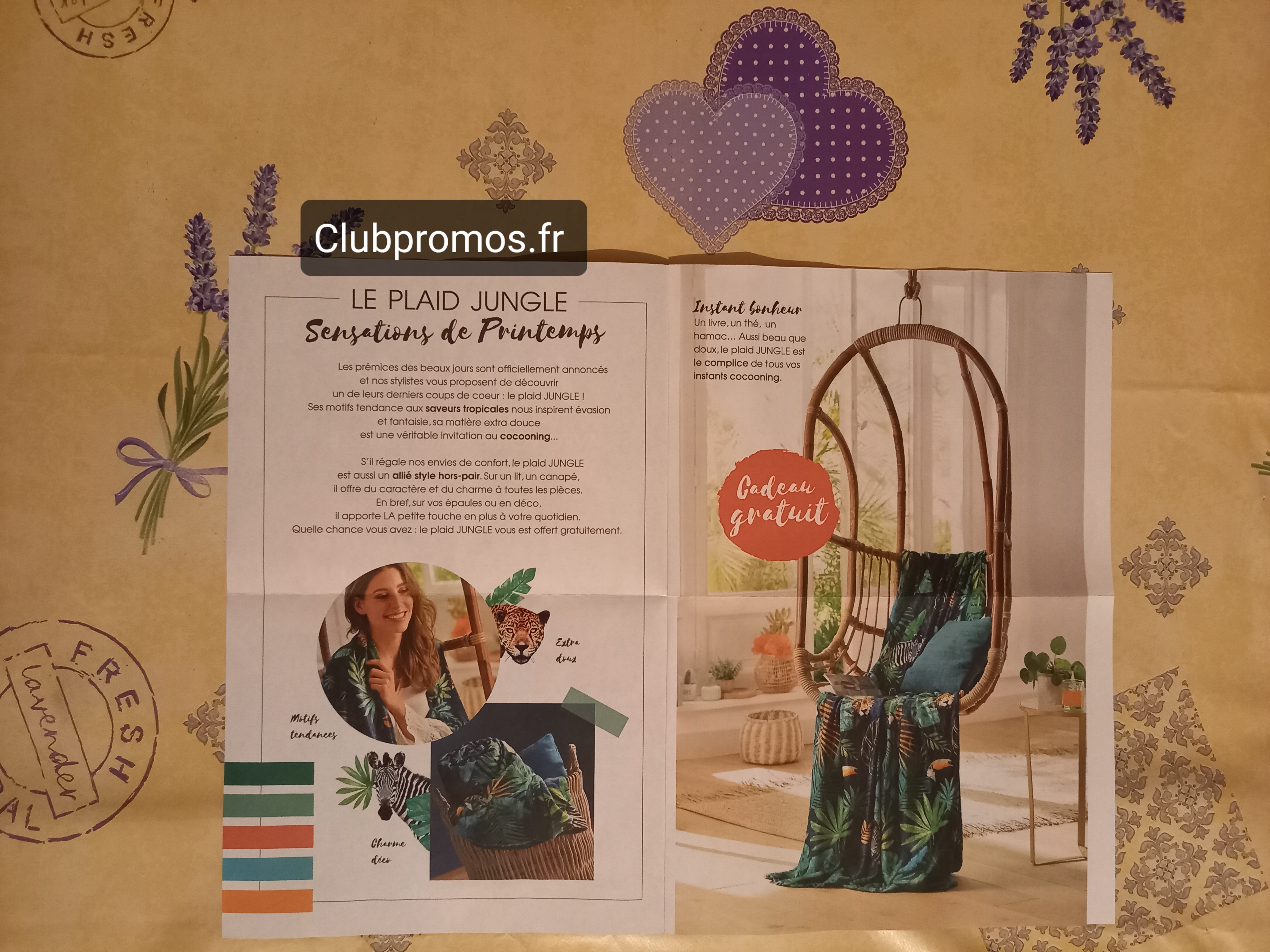 20220215_062742 blanche porte plaid jungle tropicale.jpg