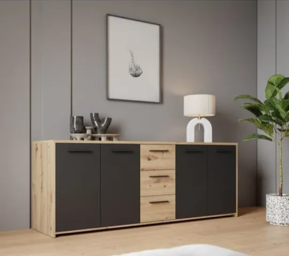  Buffet PILVI 179 cm à 149,99€ chez Cdiscount – 4 portes + 3 tiroirs – style contemporain – coloris chêne artisan et noir, meuble de rangement salle à manger ou salon – fabrication européenne, FSC, l