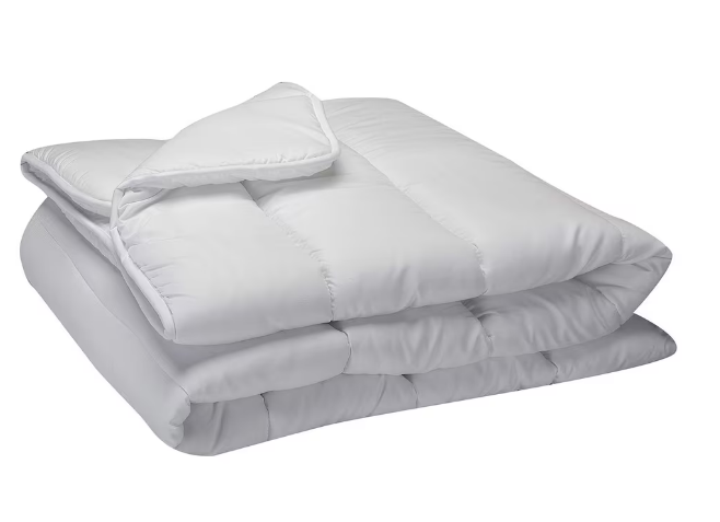 Couette chaude Pikolin Home 260x240 cm – 300g/m² en fibre creuse siliconée Ecolofil, lavable et certifiée Oeko-Tex, idéale pour l’automne et l’hiver – Bon plan Amazon