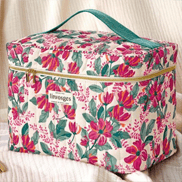 escapade_florale_vanity_v.png