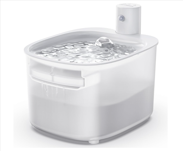 Fontaine à eau sans fil Nenozi 2,6 L pour chat avec capteur de mouvement, triple filtration, pompe silencieuse, réservoir avec niveau visible, batterie rechargeable 3000 mAh – bon plan Amazon.