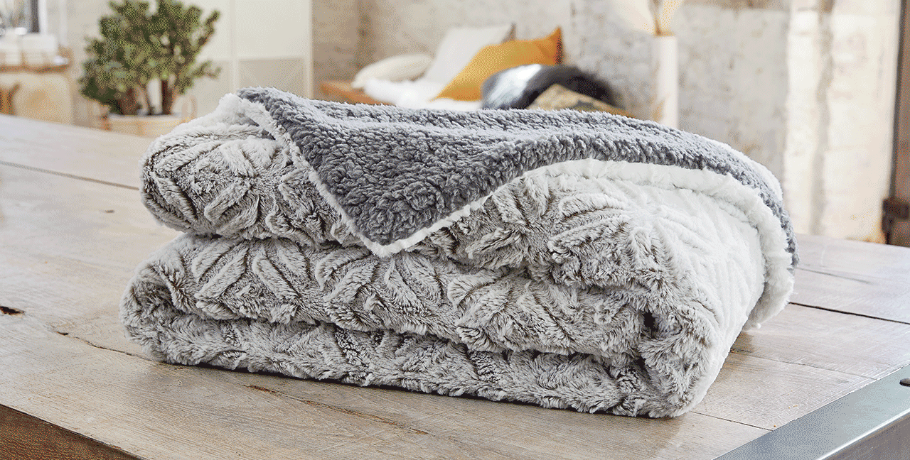 mail cadeau plaid Becquet gris.gif