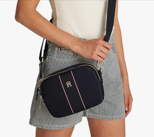 Sac à bandoulière Tommy Hilfiger Poppy Camera Corp bleu, format compact, promo Amazon