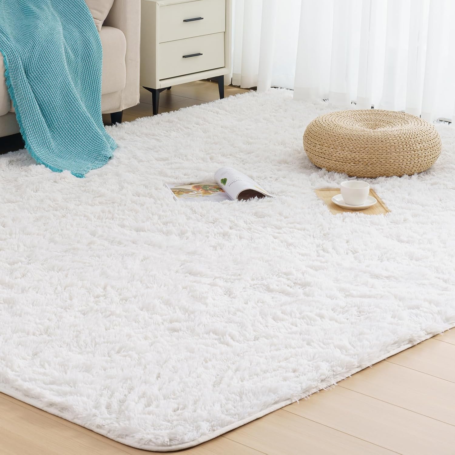 vamcheer-tapis-salon-moderne-pelucheux-8mm-200x290-tie-dye-blanc-15-euros-amazon..jpg