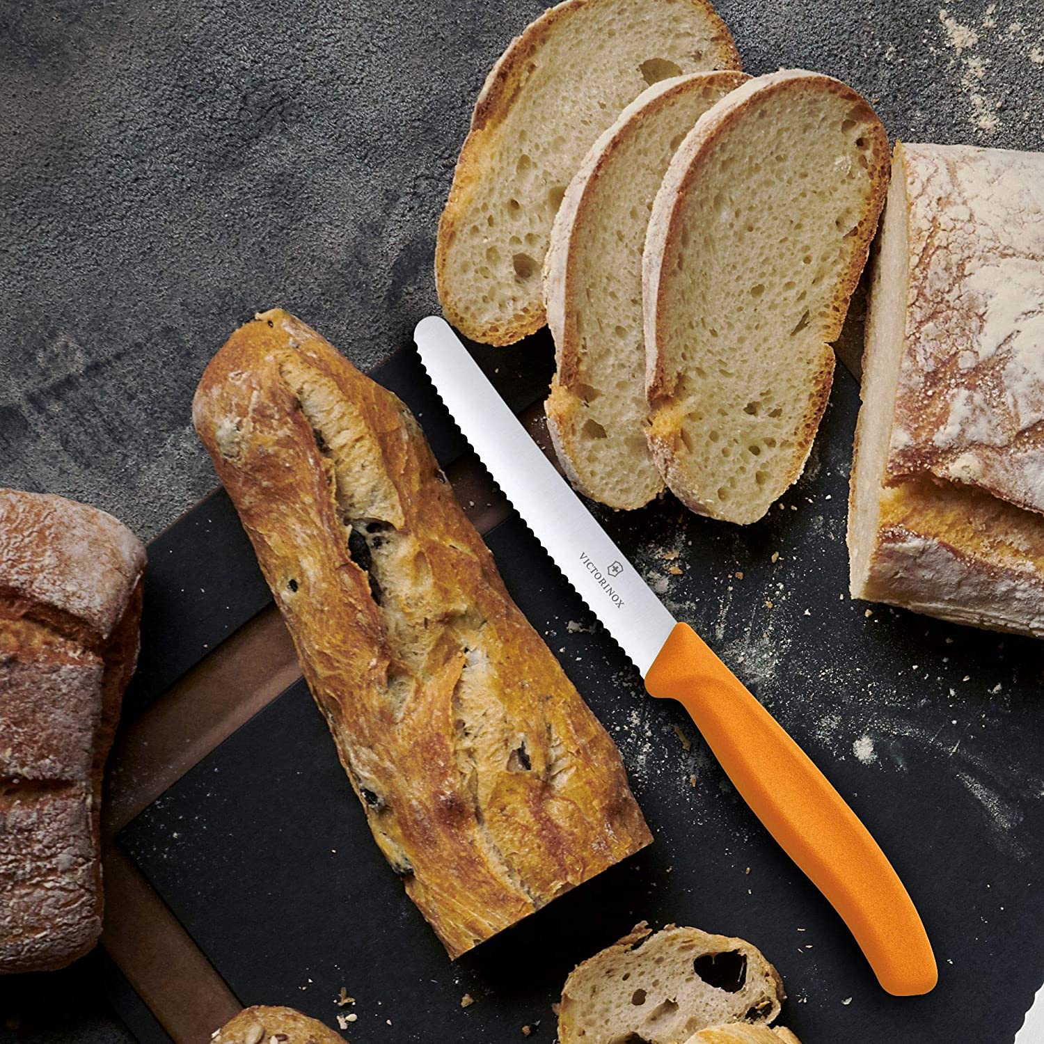 victorinox couteau.jpg