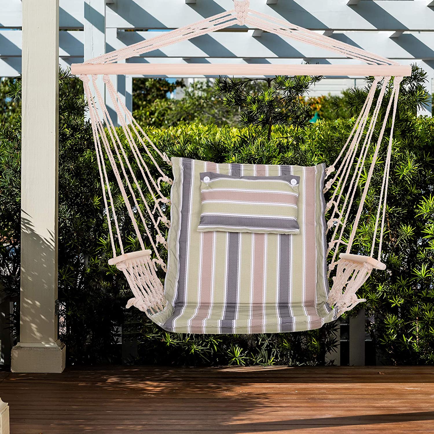 chaise suspendue.jpg