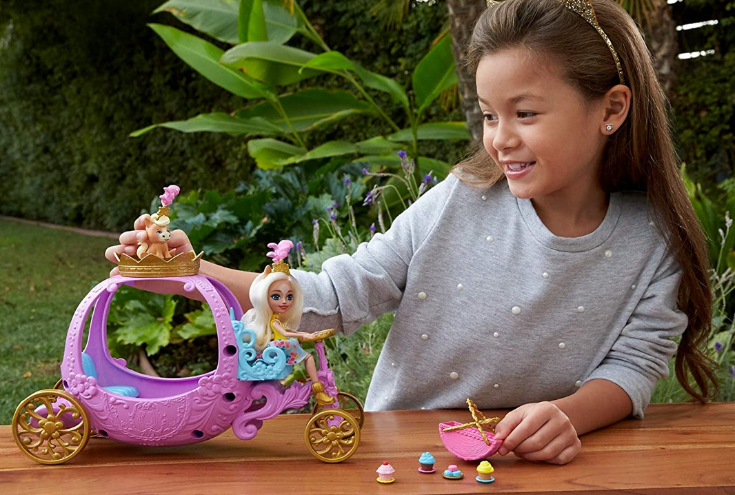 Enchantimals-Royals-coffret-Carrosse-Royal-avec-mini-poupée-Peola-Poney-et-figurine-animale-Pe...png