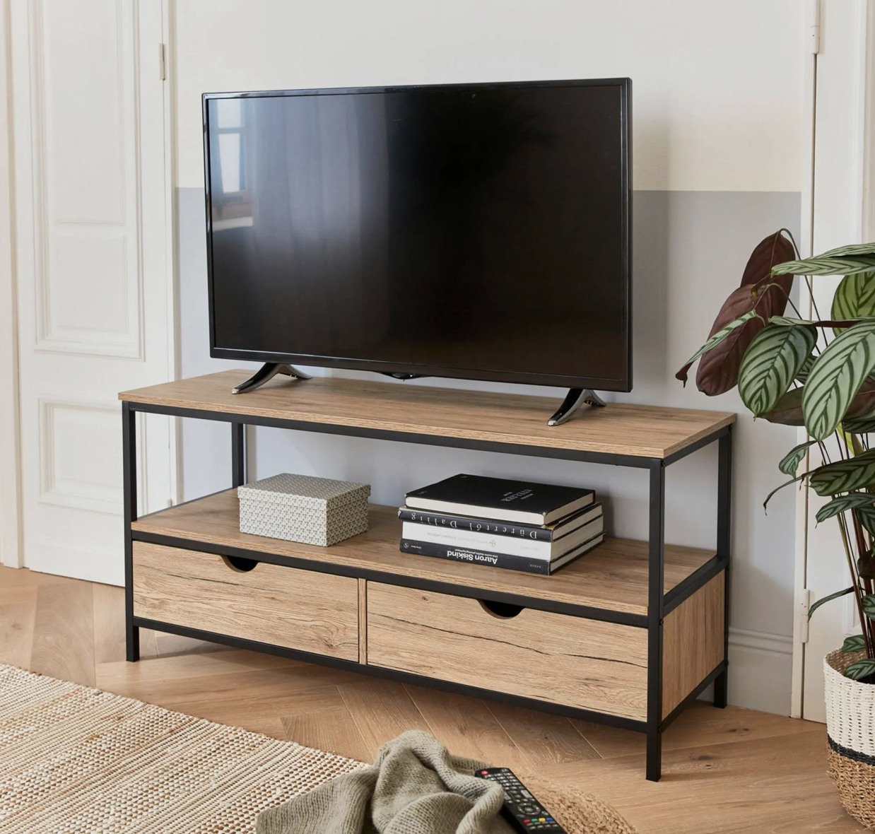 meuvle tv.jpg