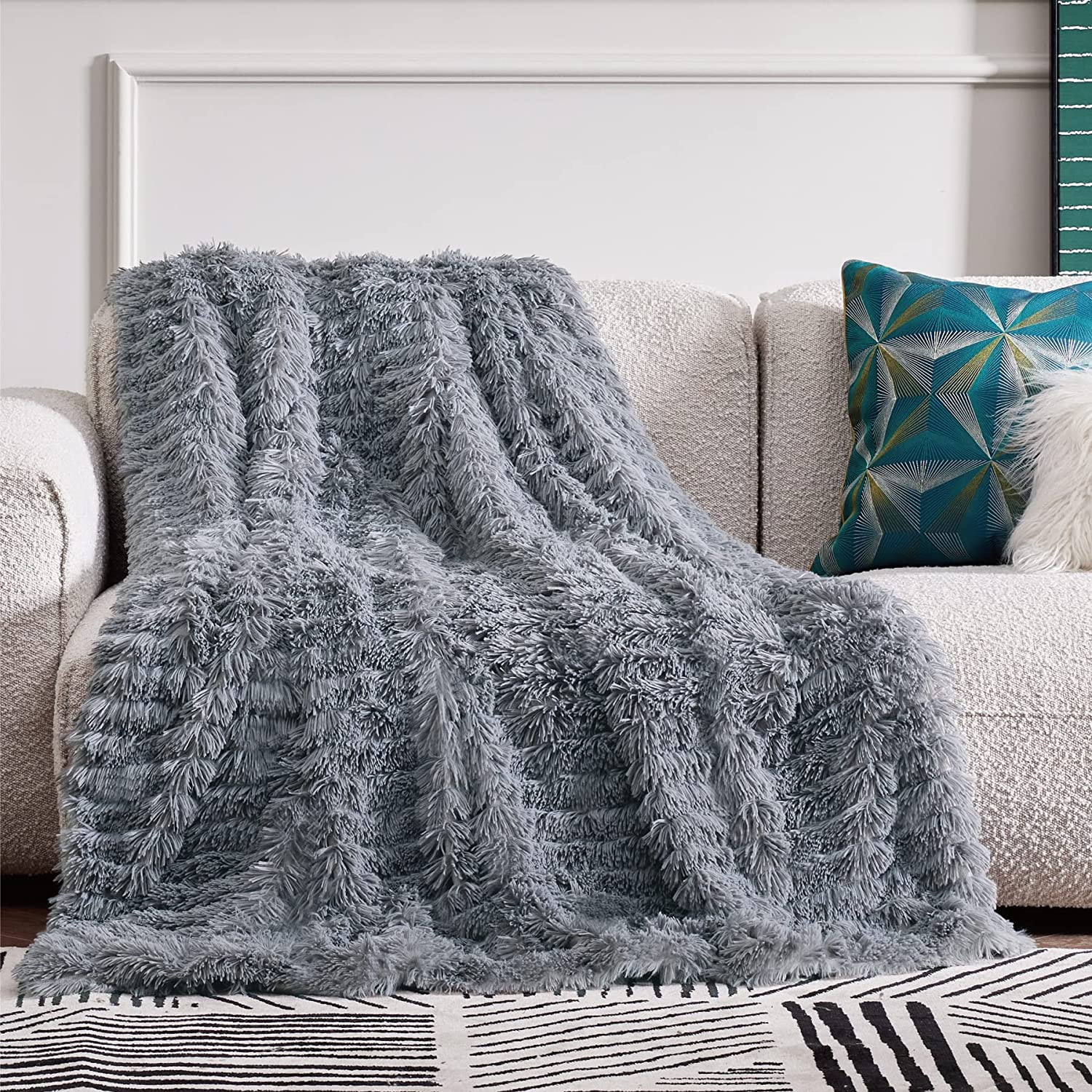 plaid bedsure.jpg