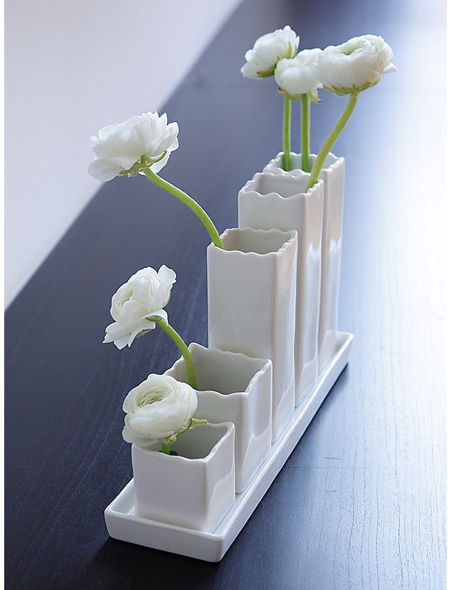 vases-sur-plateau.jpg