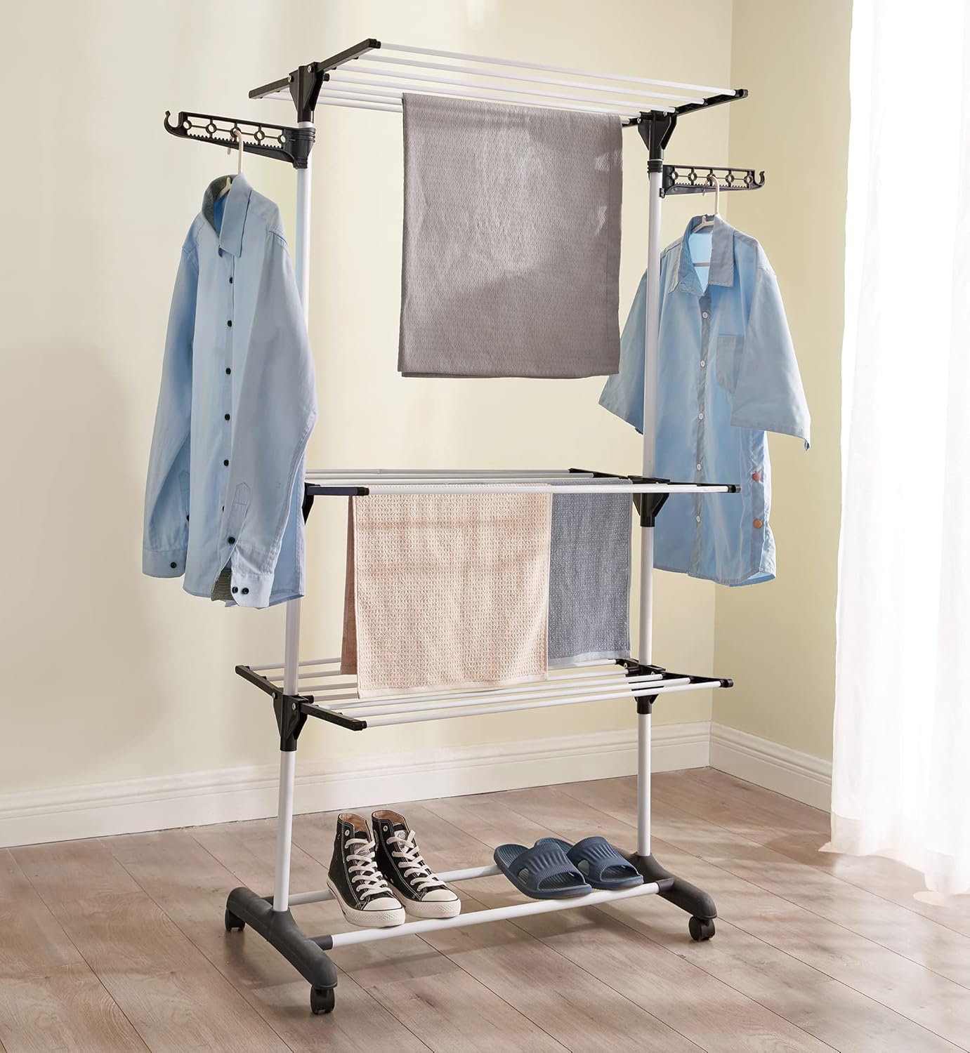  Étendoir à linge pliable Vivo Technologies 4 niveaux avec roulettes, acier inoxydable, 18 mètres d’espace de séchage, intérieur/extérieur.