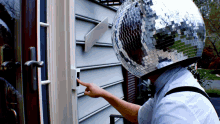 discoholic-doorbell.gif