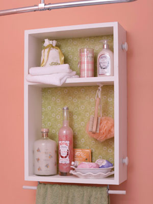 drawer-medicine-cabinet-via-bhg.jpg