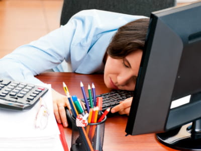 1782201-une-machine-a-sieste-au-bureau.jpg