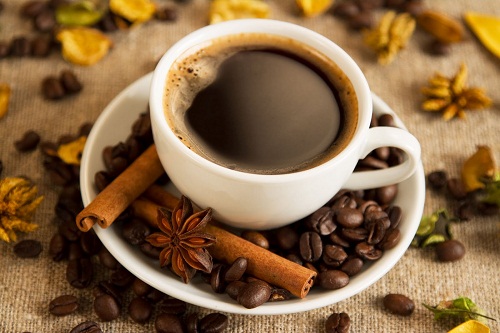 Cafe%CC%81-au-petit-de%CC%81jeuner1.jpg
