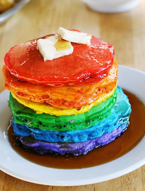 pancake-arc-en-ciel-crepe-couleur.jpg